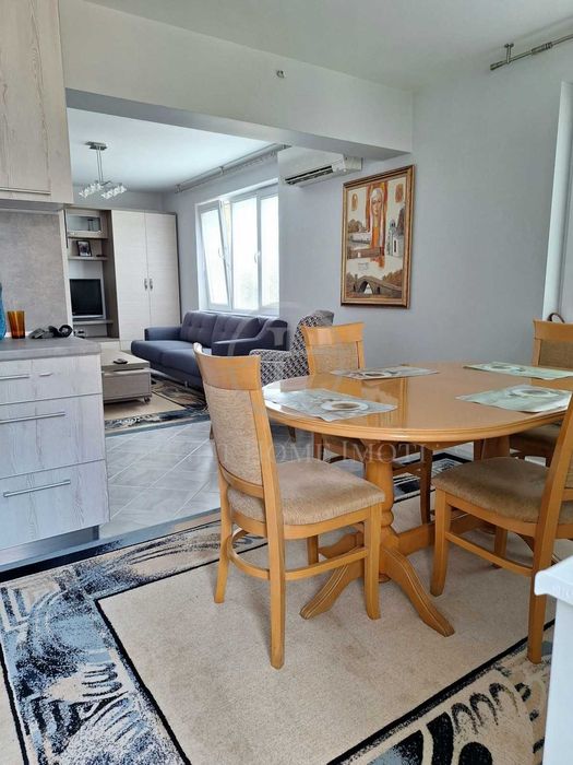 Продава се Четиристаен апартамент в Пловдив, Кършияка - 130 кв.м за 2039 €/кв.м - Снимка #2