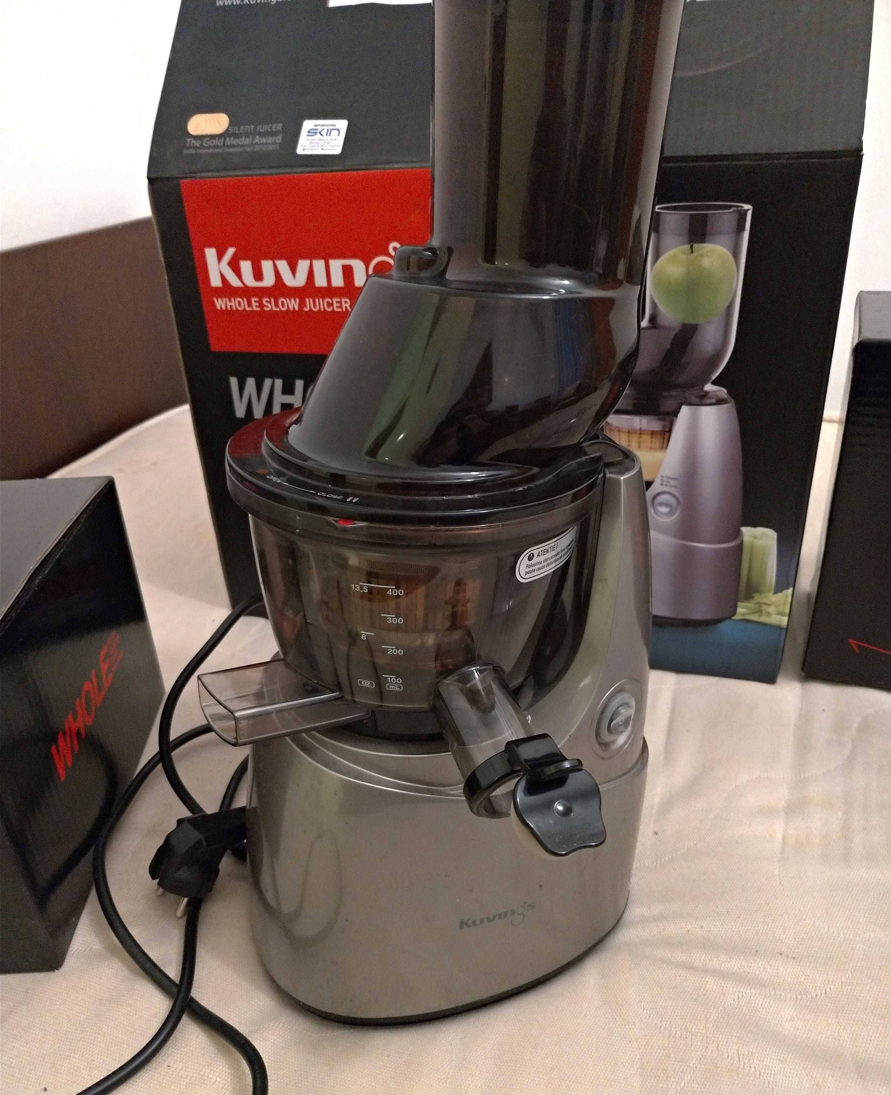 Storcator slowjuicer Kuvings cu presare la rece B6000S, 240W