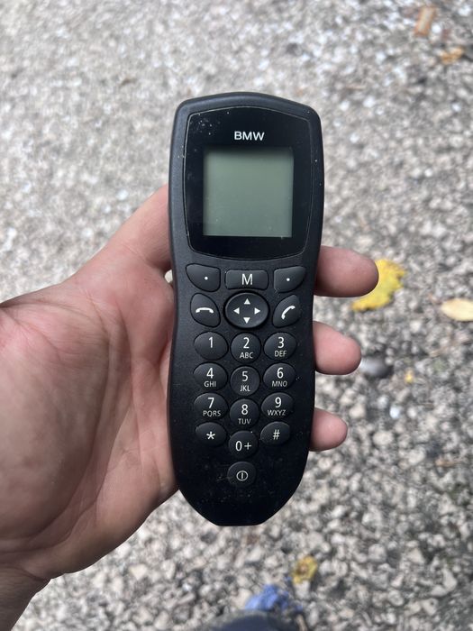 Телефон BMW motorola