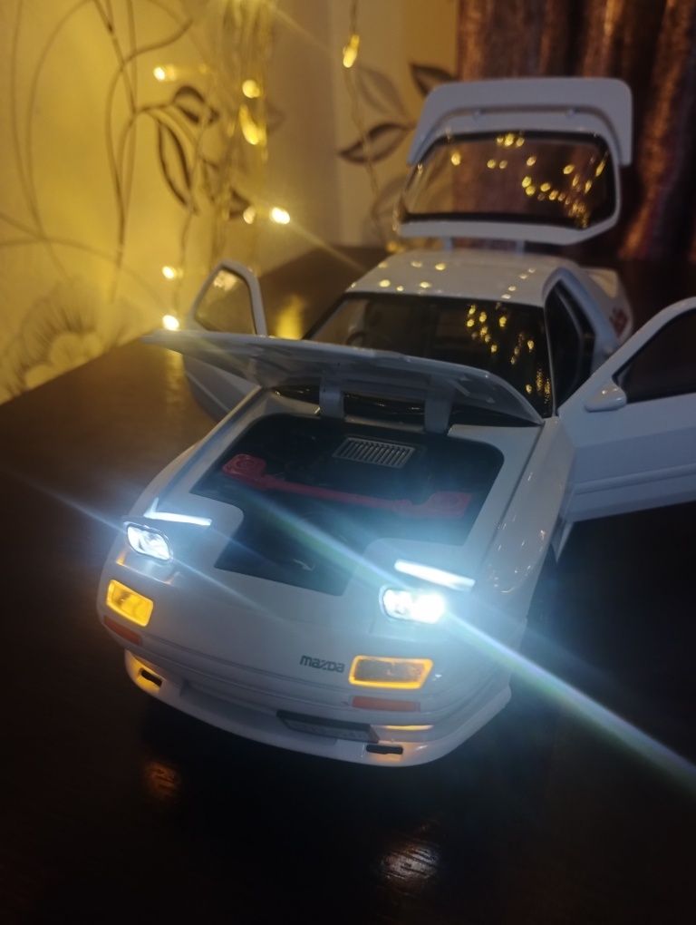 Масштабная модель Mazda rx7 fc