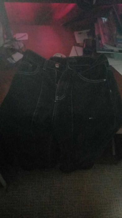 Черные оверсайз джинсы на подростка примерно 165см