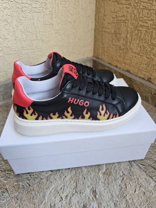 Сникърси за момче Hugo