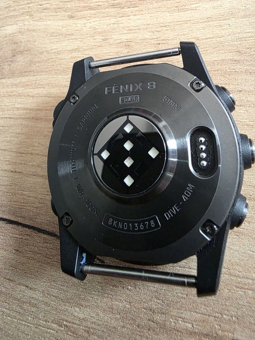 Garmin Fenix 8 51mm Sapphire Solar Titan