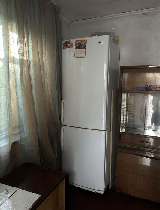 Продам холодильник