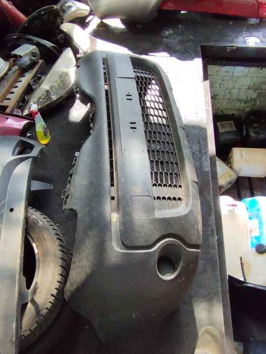 Предна броня за Renault Kango 13-17