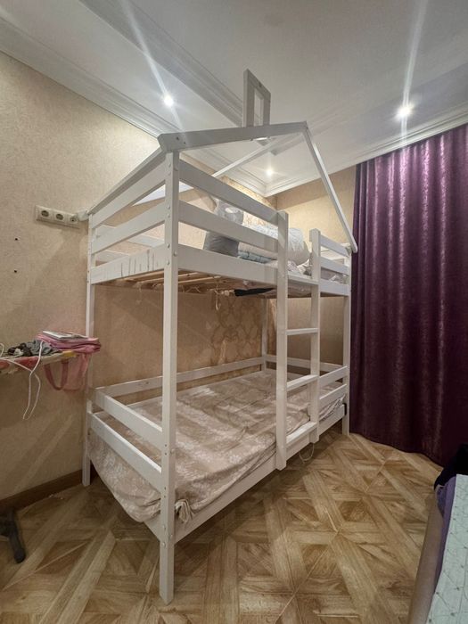 Кровать детская двухярусная