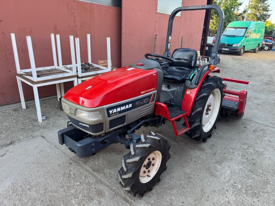 Tractor japonez Yanmar F210