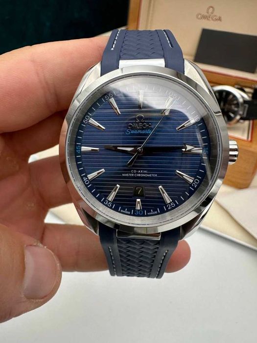 omega seamaster aquaterra silver blue