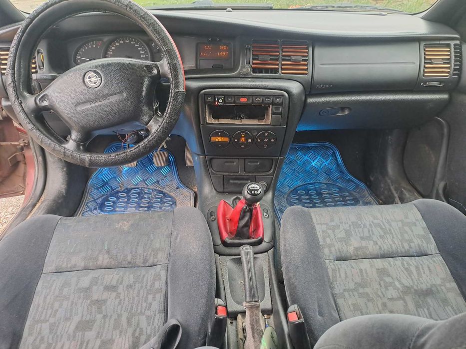Opel vectra 1.6 Газ-бензин