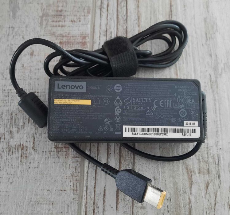 Incarcator Original Laptop Lenovo Type USB 3,25A 65W NOU