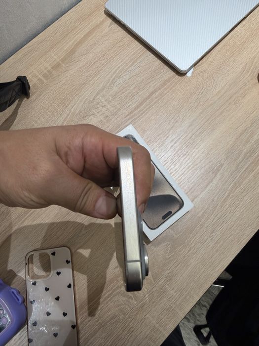 I phone 15 pro max 256 GB