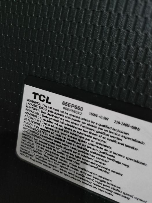 Placa de baza și sursa TCL 65EP660