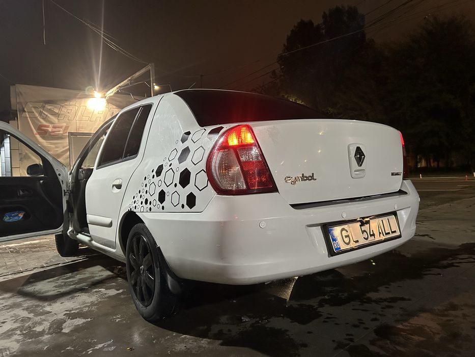Renault Symbol 1.5 dCi – 2007( se poate vedea în IAȘI și GALAȚI)