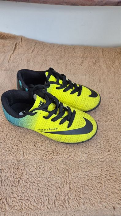 Детски футболни обувки Nike Mercurial 28 номер