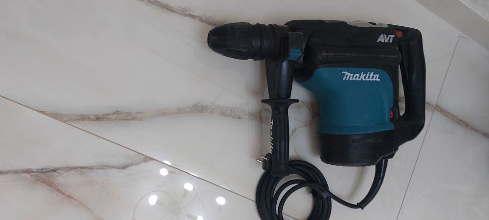 Rotopercutor Makita 2024