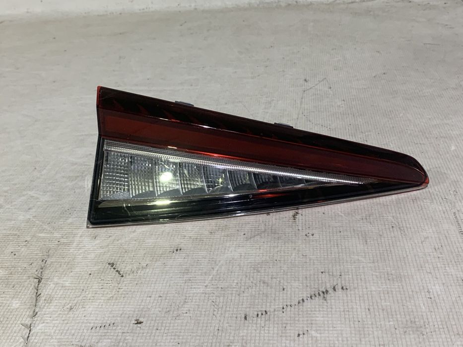 Lampa stop stanga pe hayon, Skoda Enyaq, 2021, 2022, 2023, 2024, cod origine OE 5LG945307B.