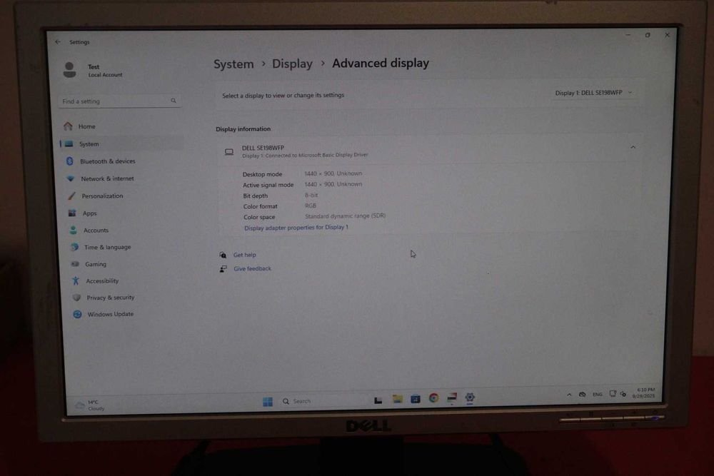 Монитори Dell 19" HD резолюция - SE198WFPV, E198WFP / САМО ЛИЧНО!