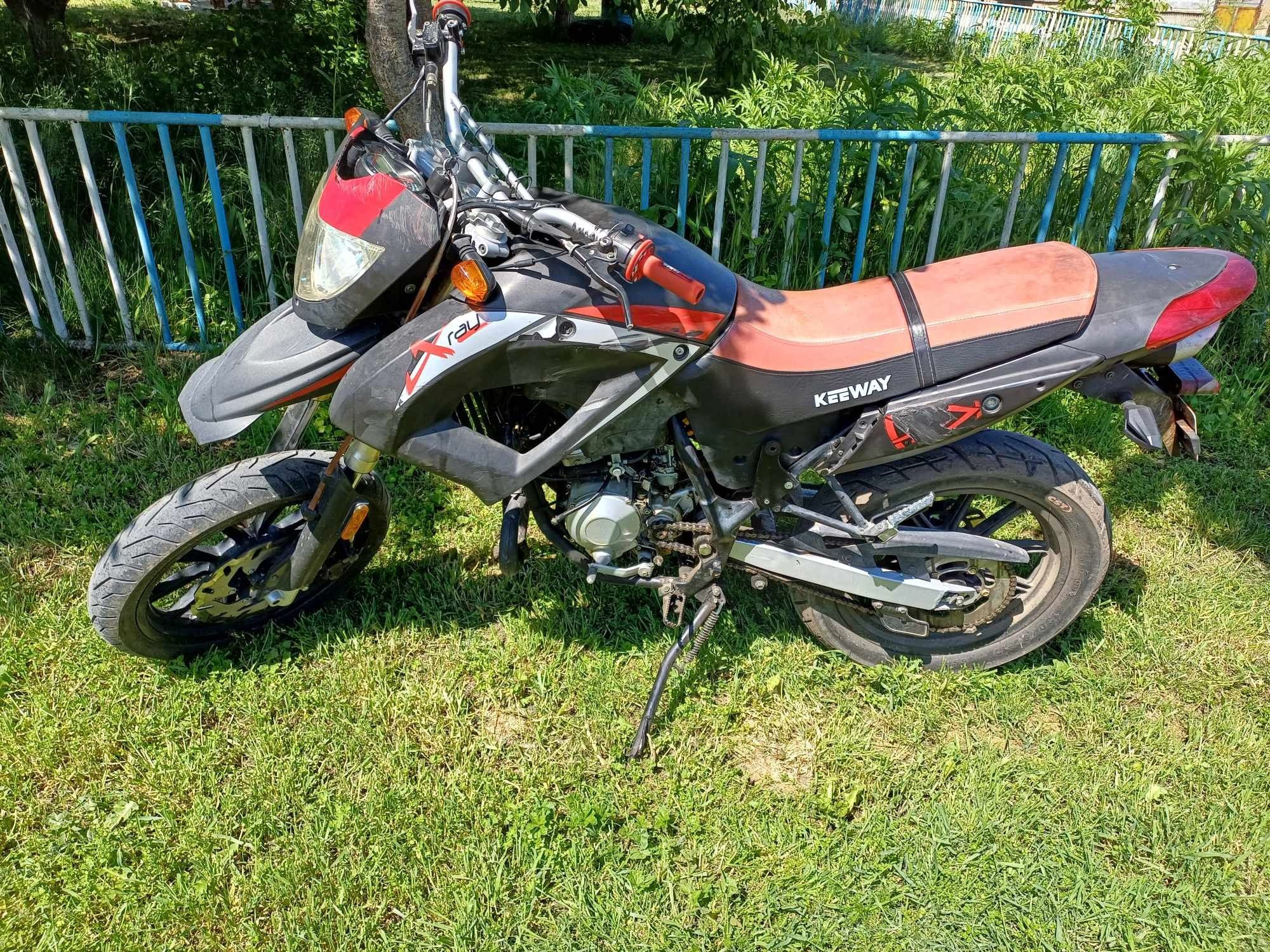 Продавам мотор 50cc