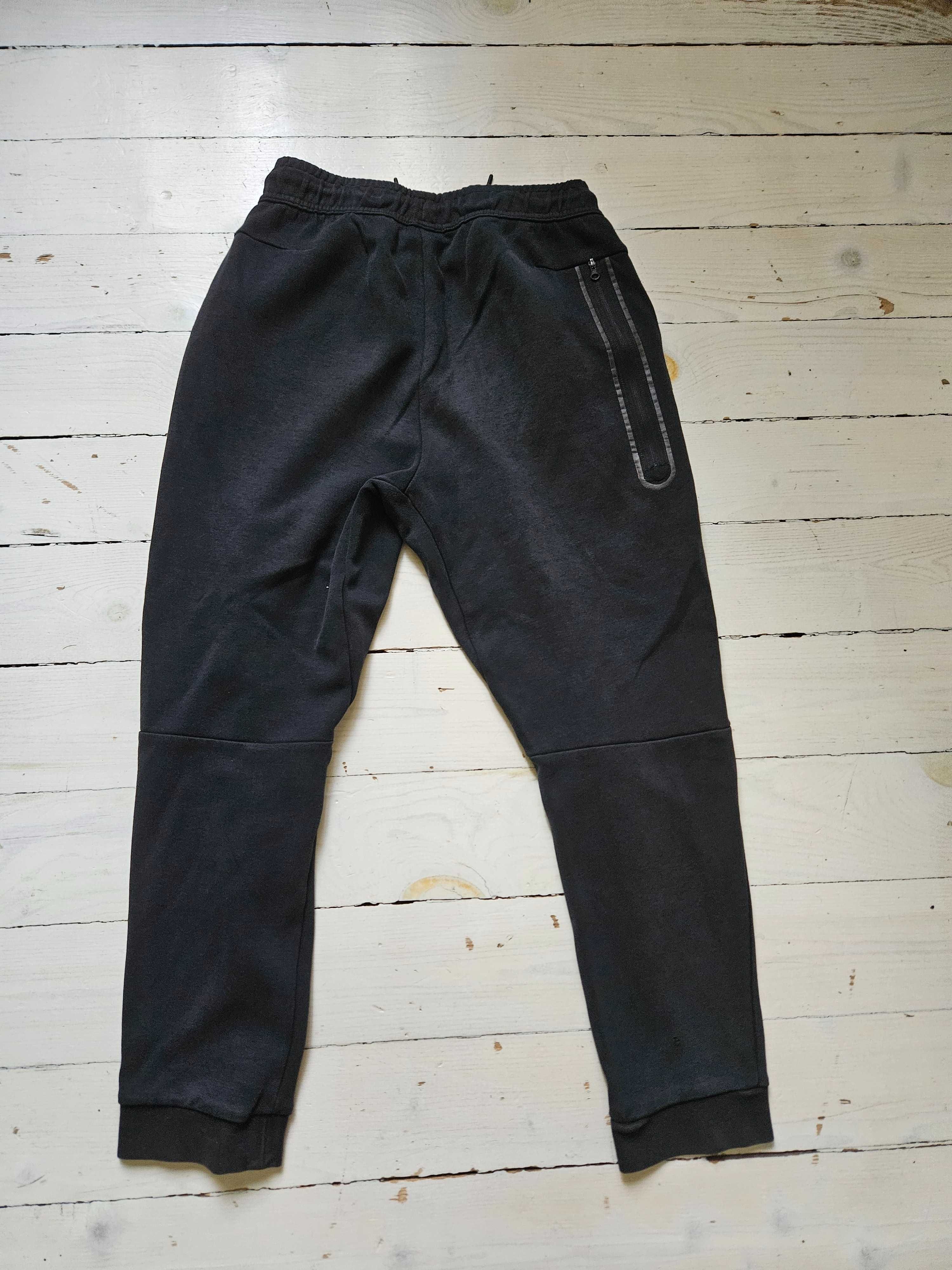 Nike Tech fleece black детско XL