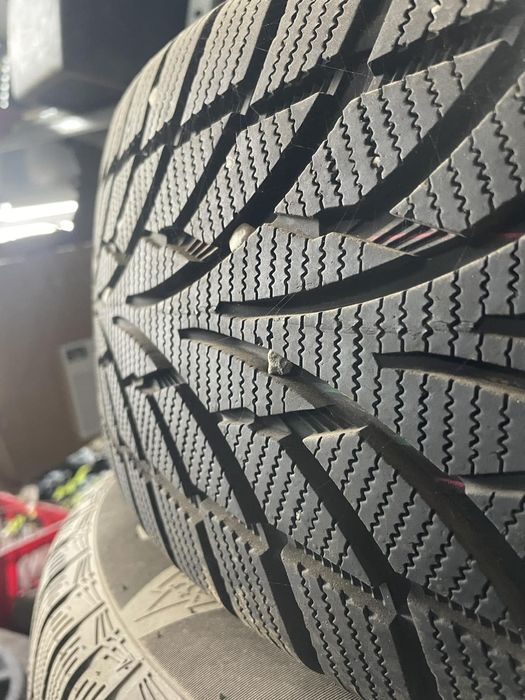 Гуми за Фолксваген Таурег