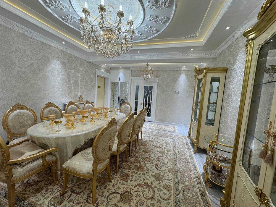 Продаётся квартира 3/3/7 ЖК "Ок Сарой" (Паркентский рынок), 97м2