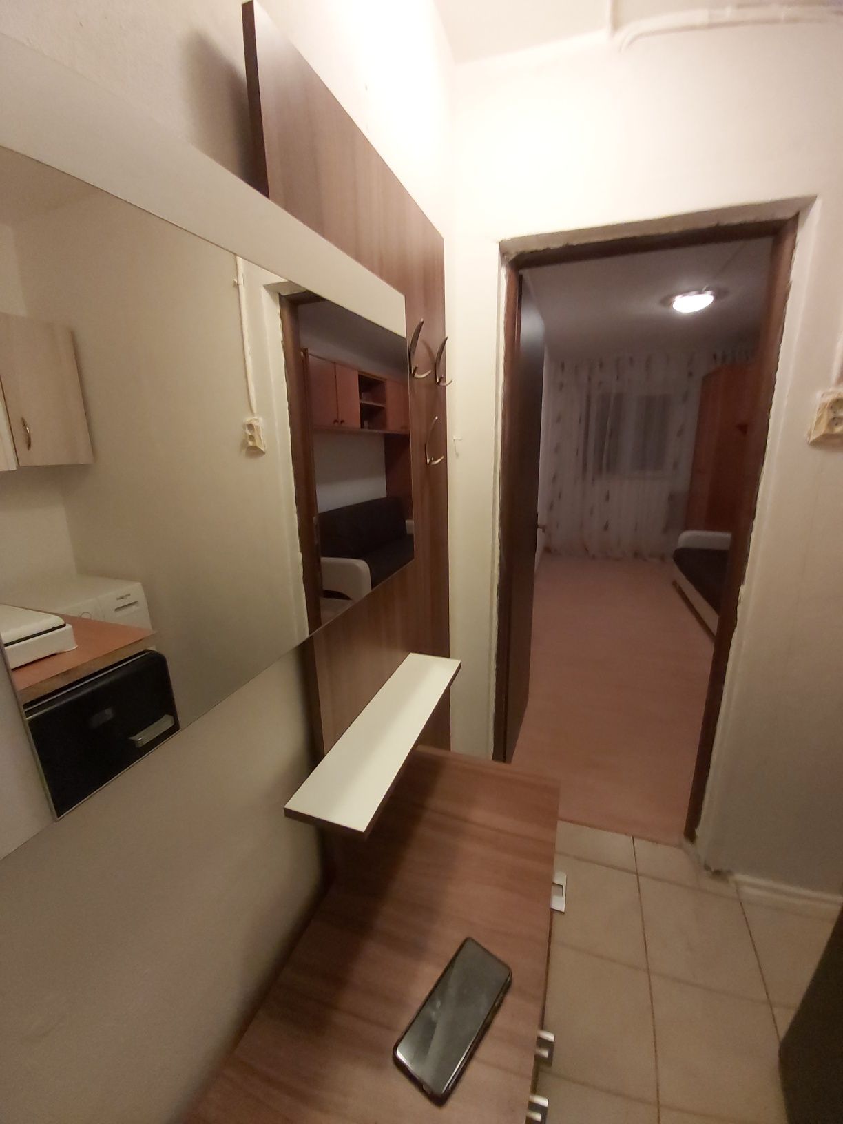 Proprietar închiriez garsonieră
