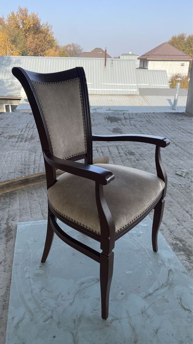 Стулья кресла б/у в продаже