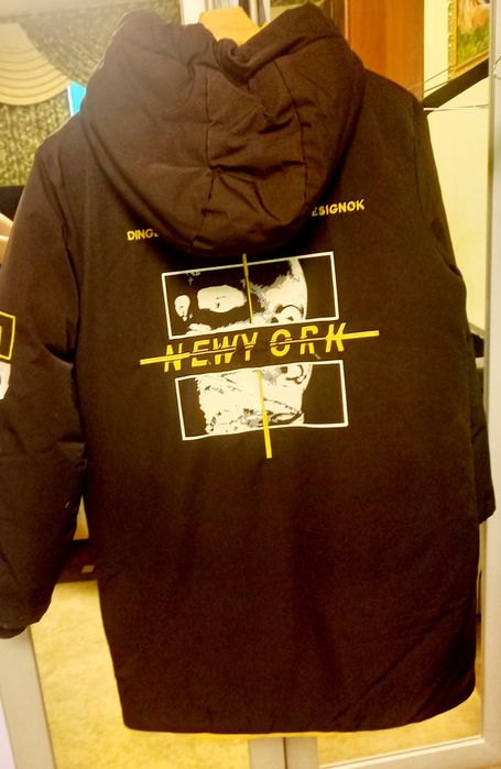 Продам куртку на подростка