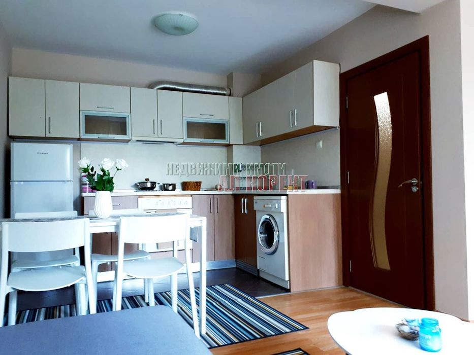 Дава се под наем Многостаен апартамент в Варна, Левски - 100 кв.м за 510 € - Снимка #2