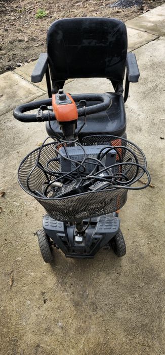 OFERTA - Vând Scaun cu rotile electric Kometa