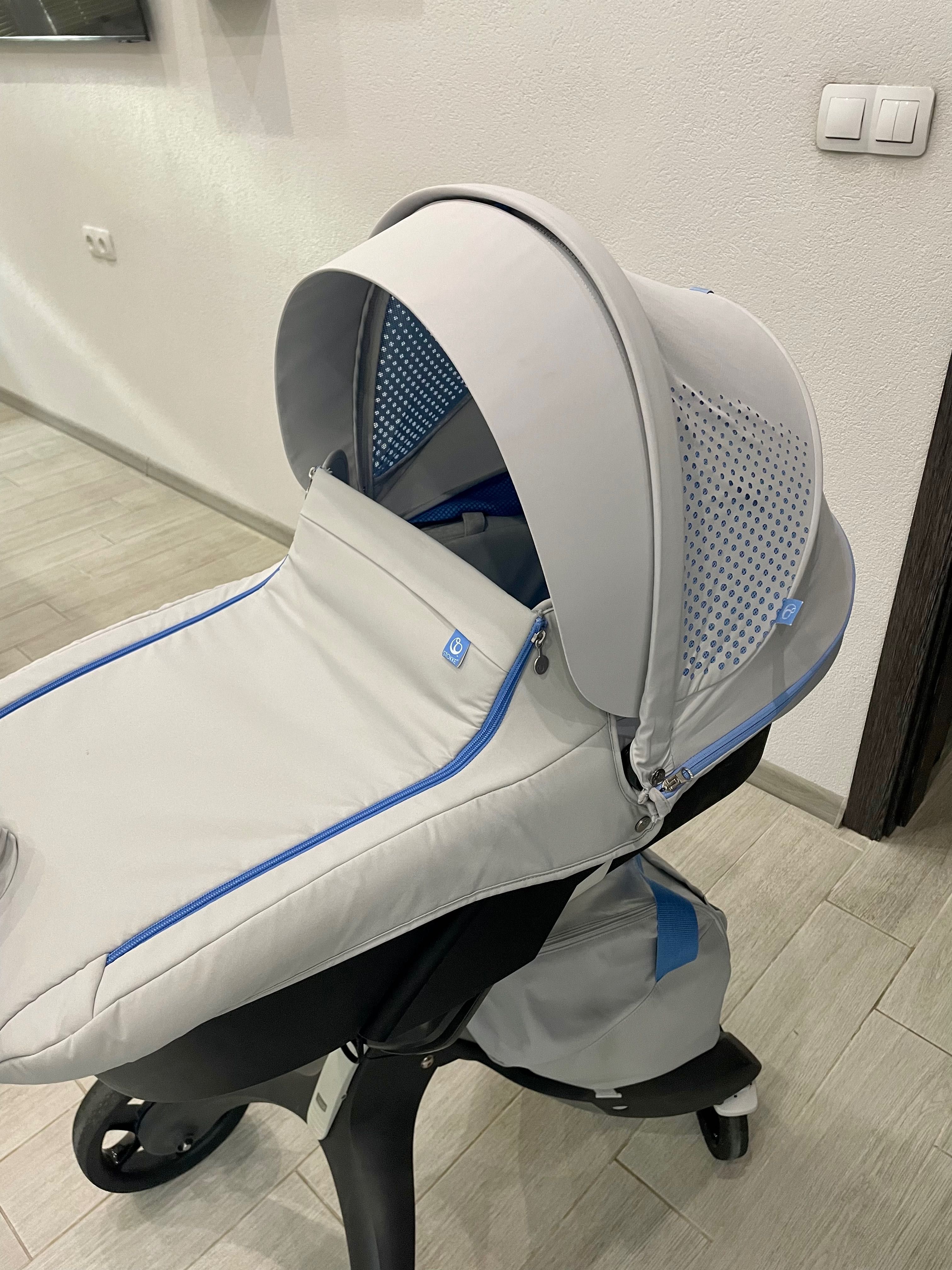 Бебешка количка Stokke