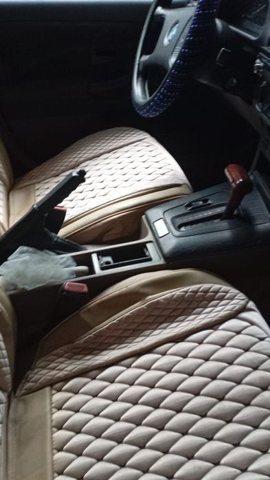 Продам BMW 318. Год1992.