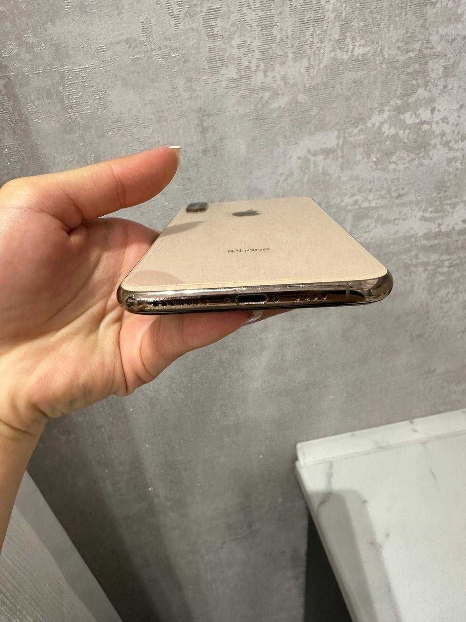 Iphone Xs Max 64GB Gold