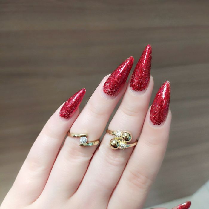 Обручальное золотое кольцо. Очень нежное) золото 585 Доставка.