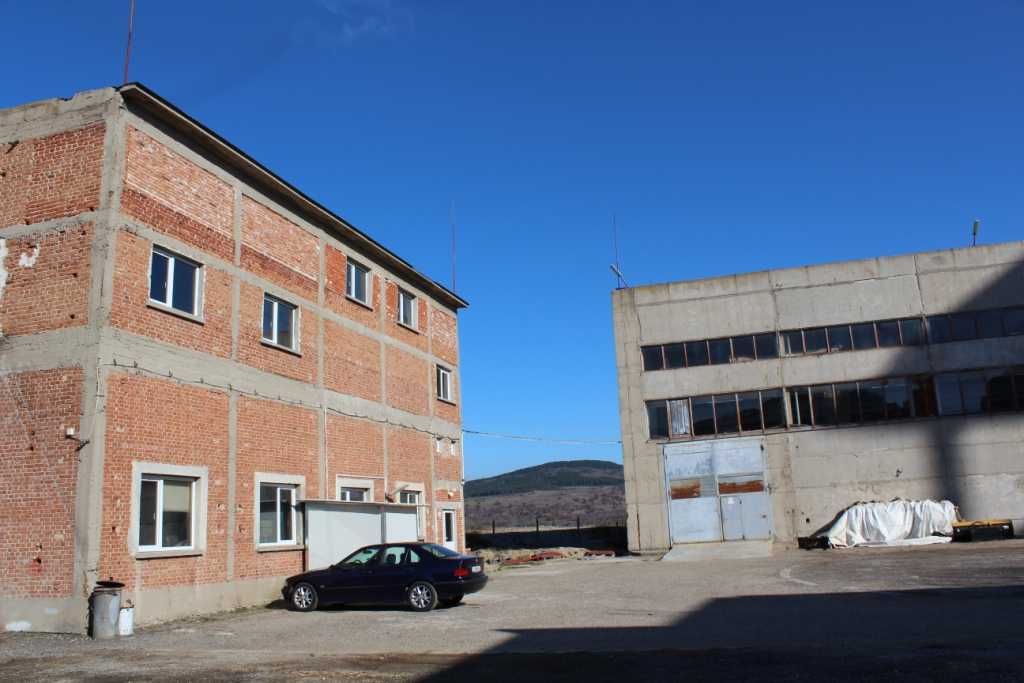 Продава се Промишлена сграда в с. Елшица, Област Пазарджик - 1000 кв.м за 150 €/кв.м - Снимка #7