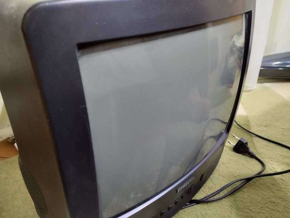 Малък телевизор Samsung