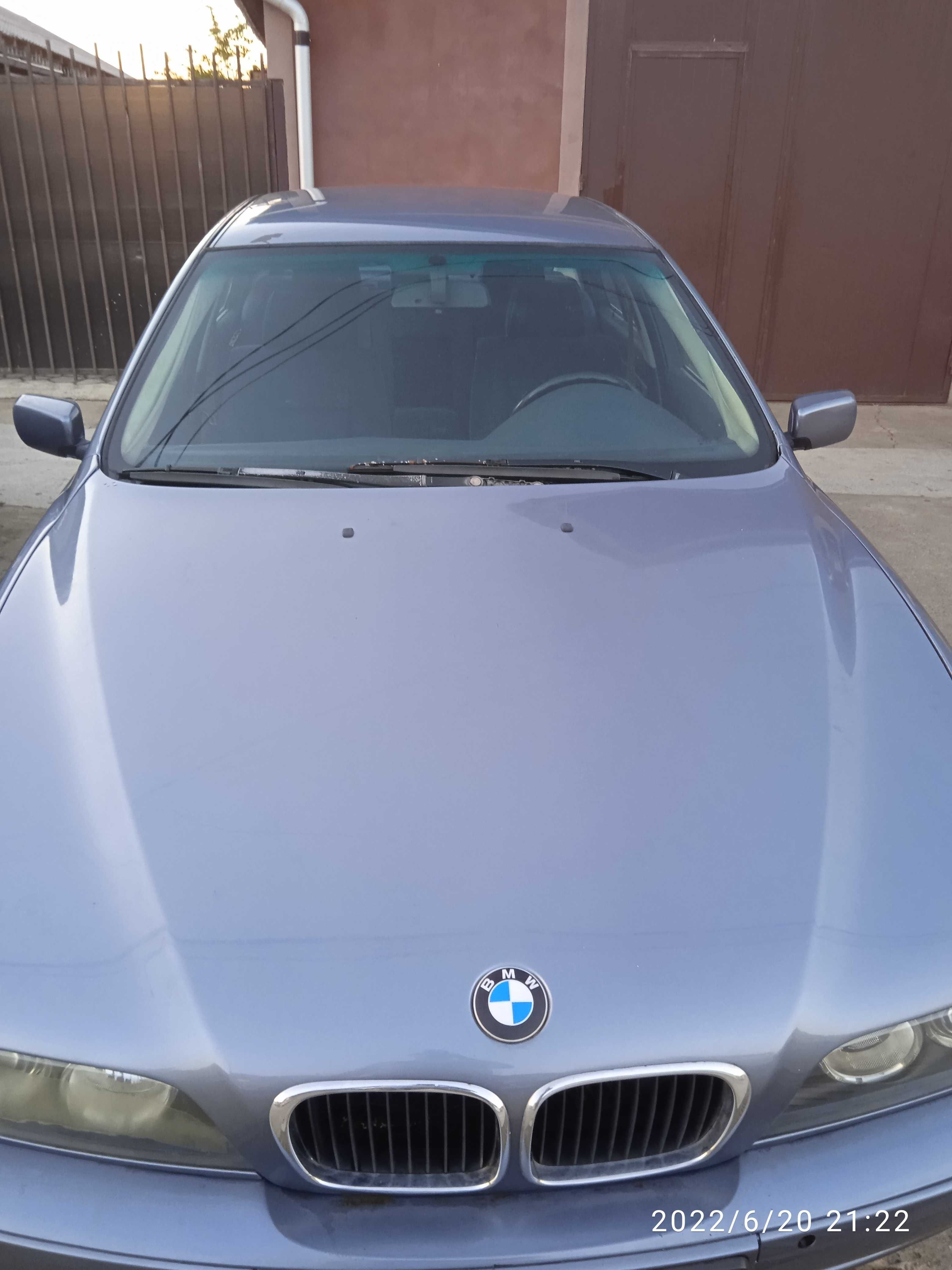 Se vinde bmw anul 2002