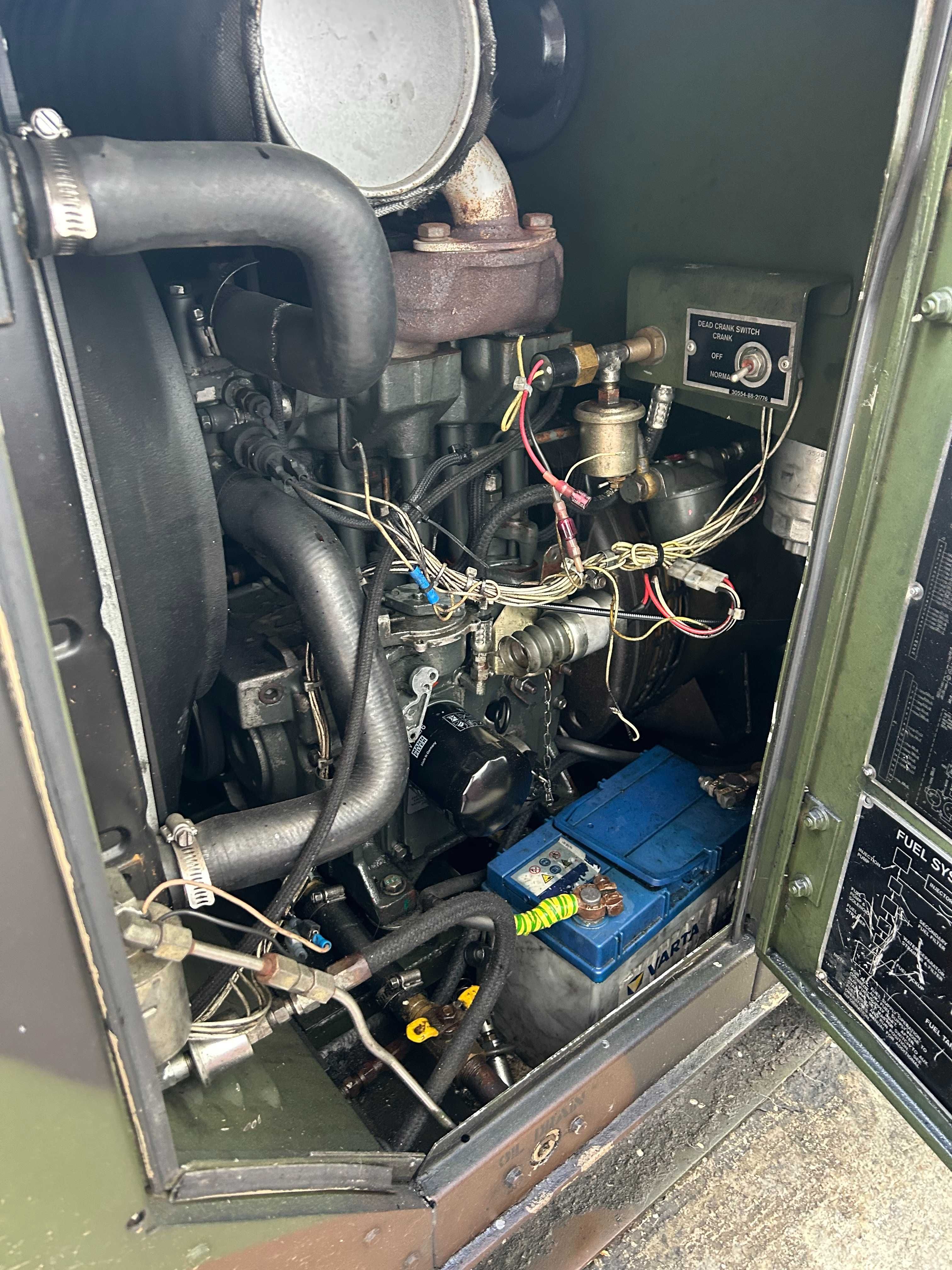 Generator MEP 802A pentru piesee schimb sau reparare - motor defect