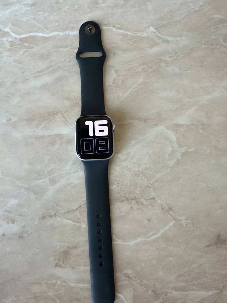 Iwatch se      .