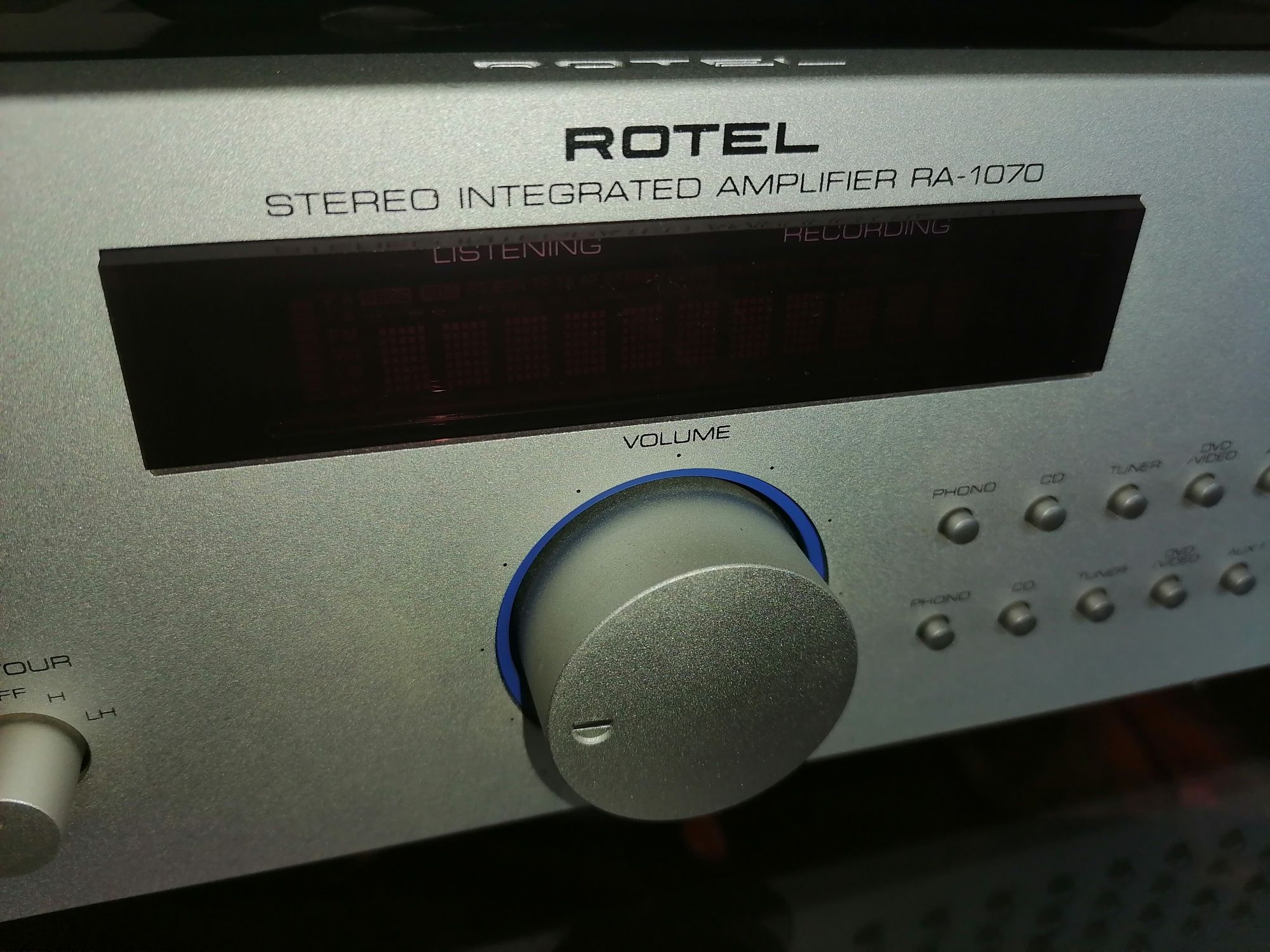 Стерео усилвател ROTEL RA1070