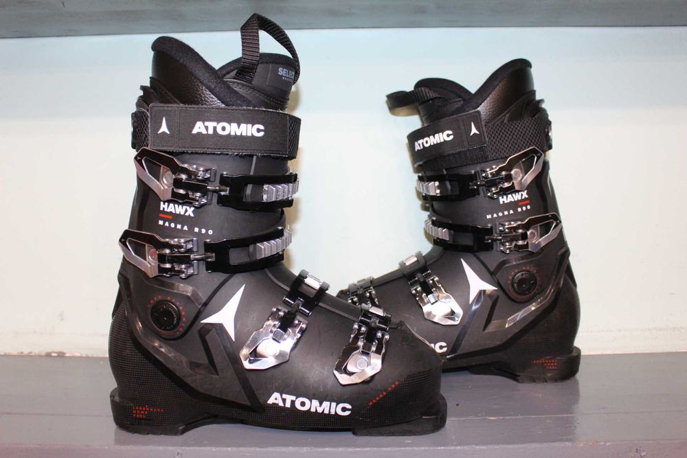 Clapari schi/skii Atomic Hawx Magna 90 nr.42