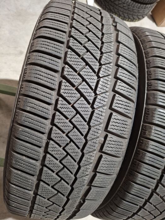 2 Anvelope de iarnă 225 50 r18 Continental RSC