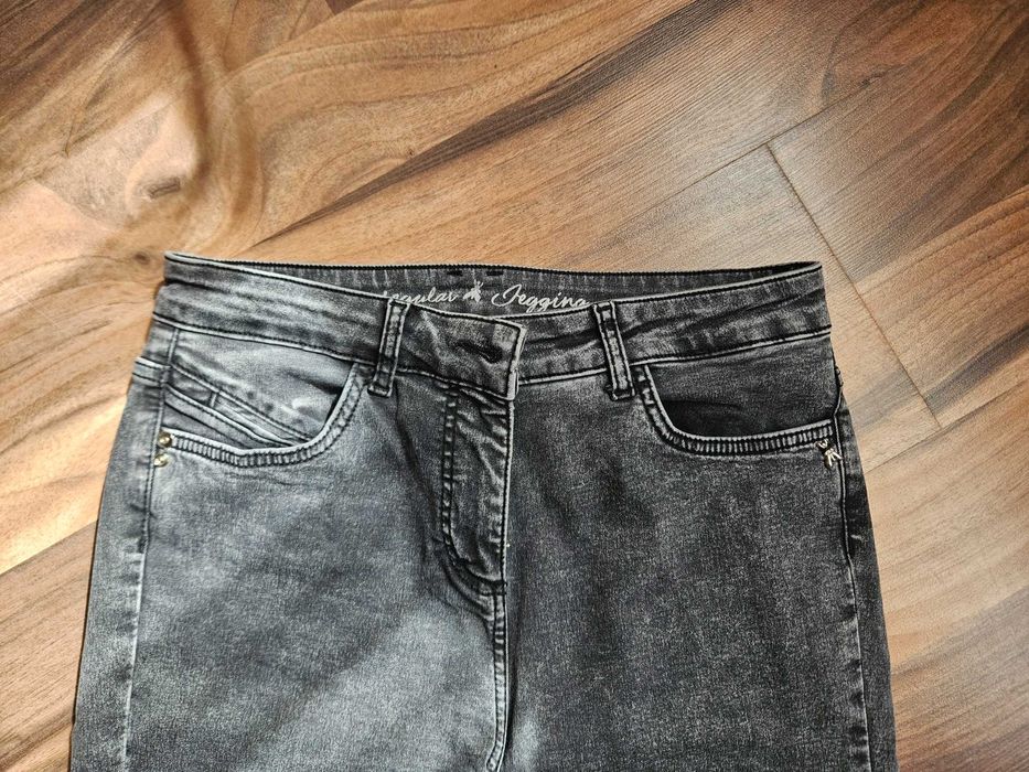 Дамски дънки ...