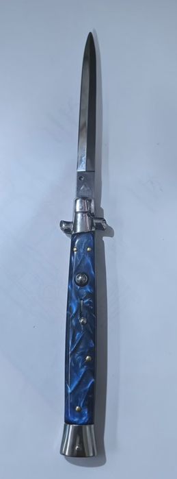 Briceag spanioli și scheletul și sabie de vânzare