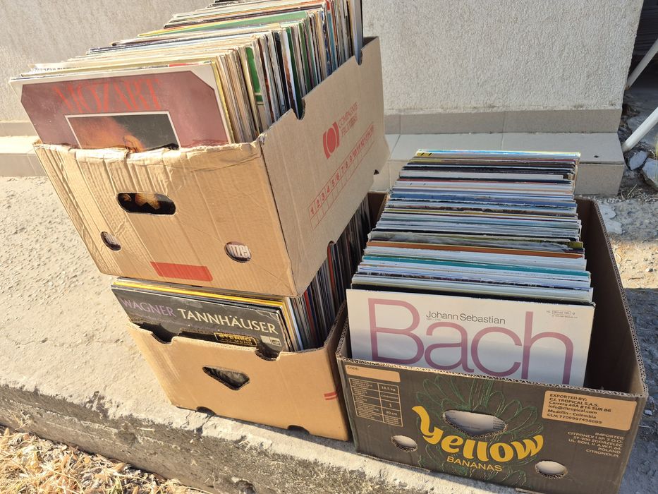 Vând Lot 200LP Discuri Vinil cu muzica clasica mixta pentru pick-up