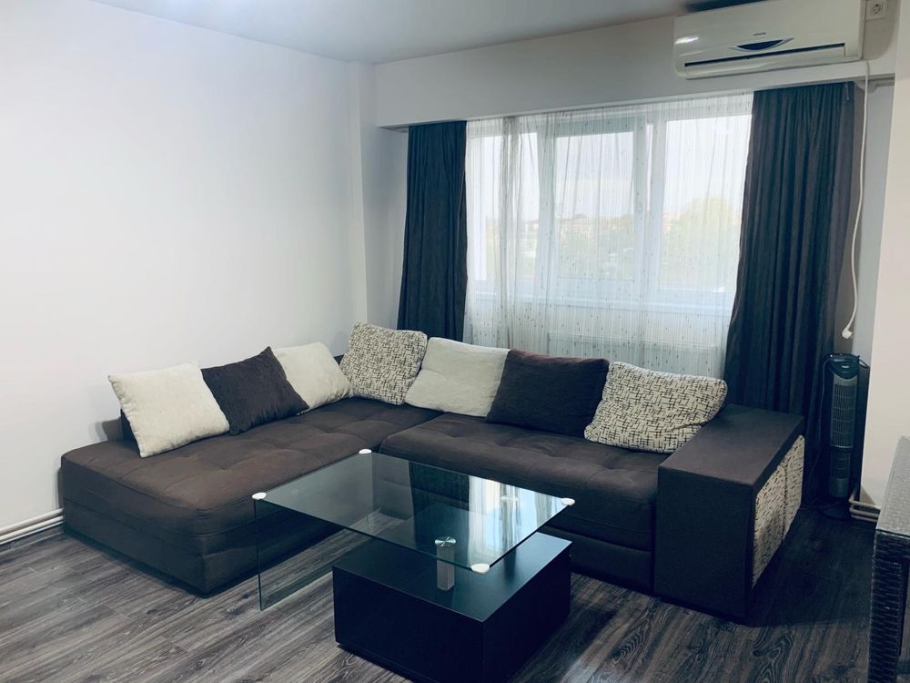 2 camere | ultracentral | mobilat | 52 mp | Et 5/8