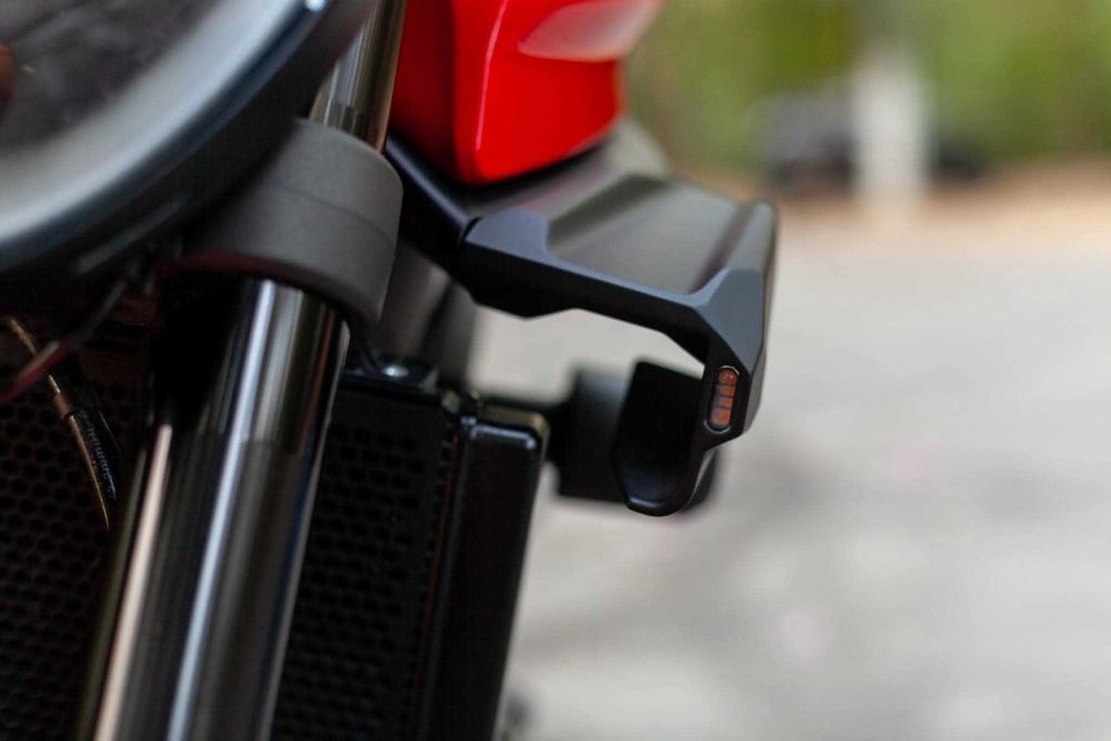 Ducati Monster Plus 937