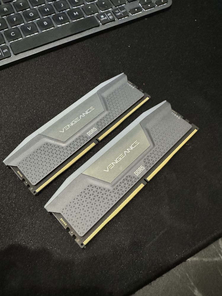 Memorie RAM Corsair 32GB DDR5 AMD Expo 5600mhz