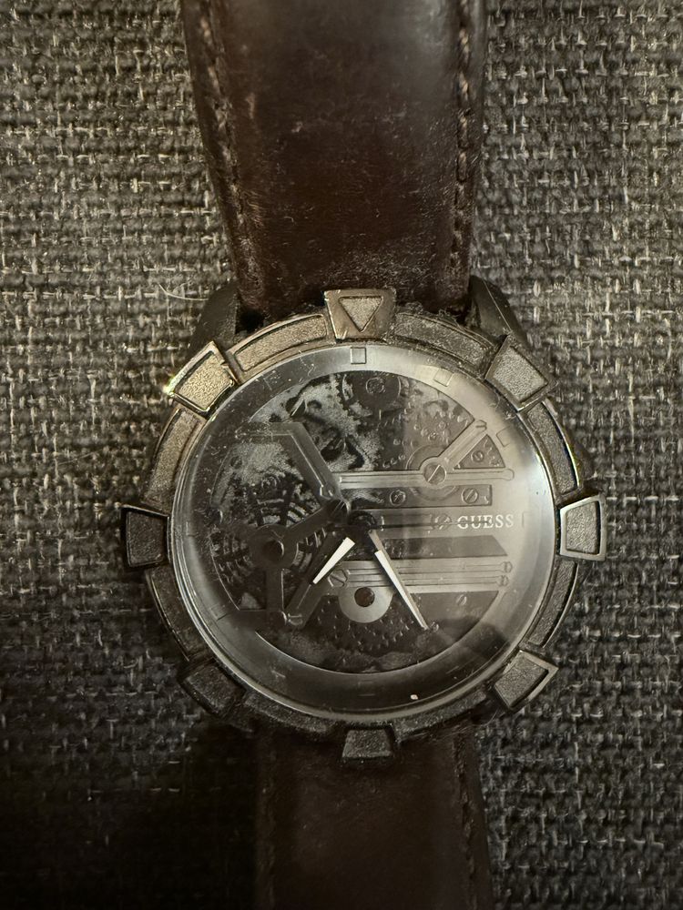 Мъжки часовник Guess