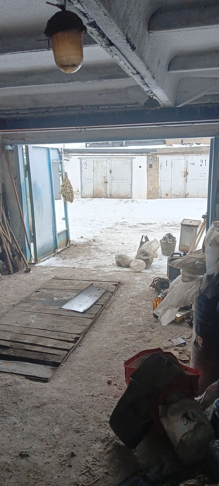 Продаётся гараж 14 общество.